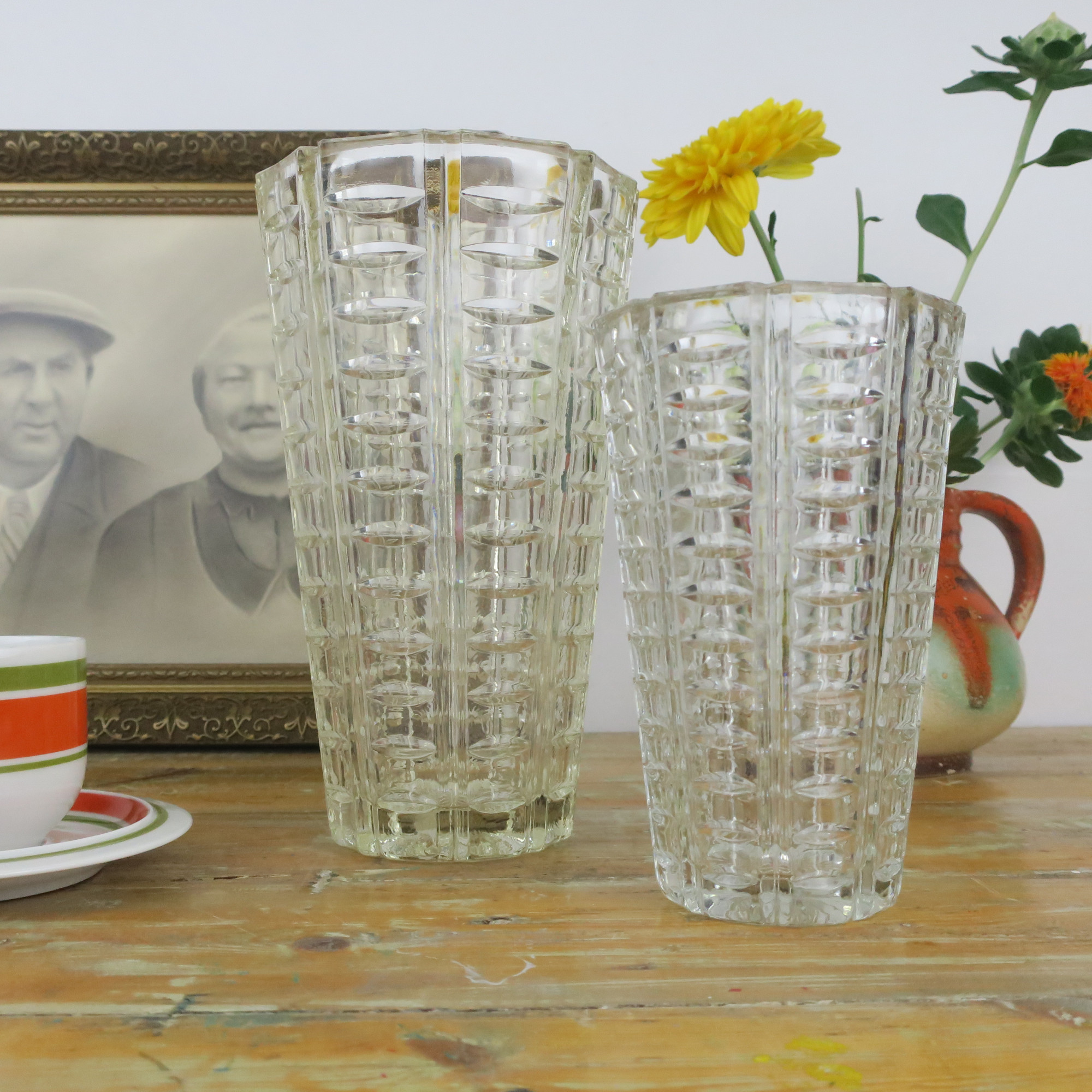 Onze onderneming repetitie schipper Vintage glazen vaas klein, retro, relief, dik glas - Retroriek